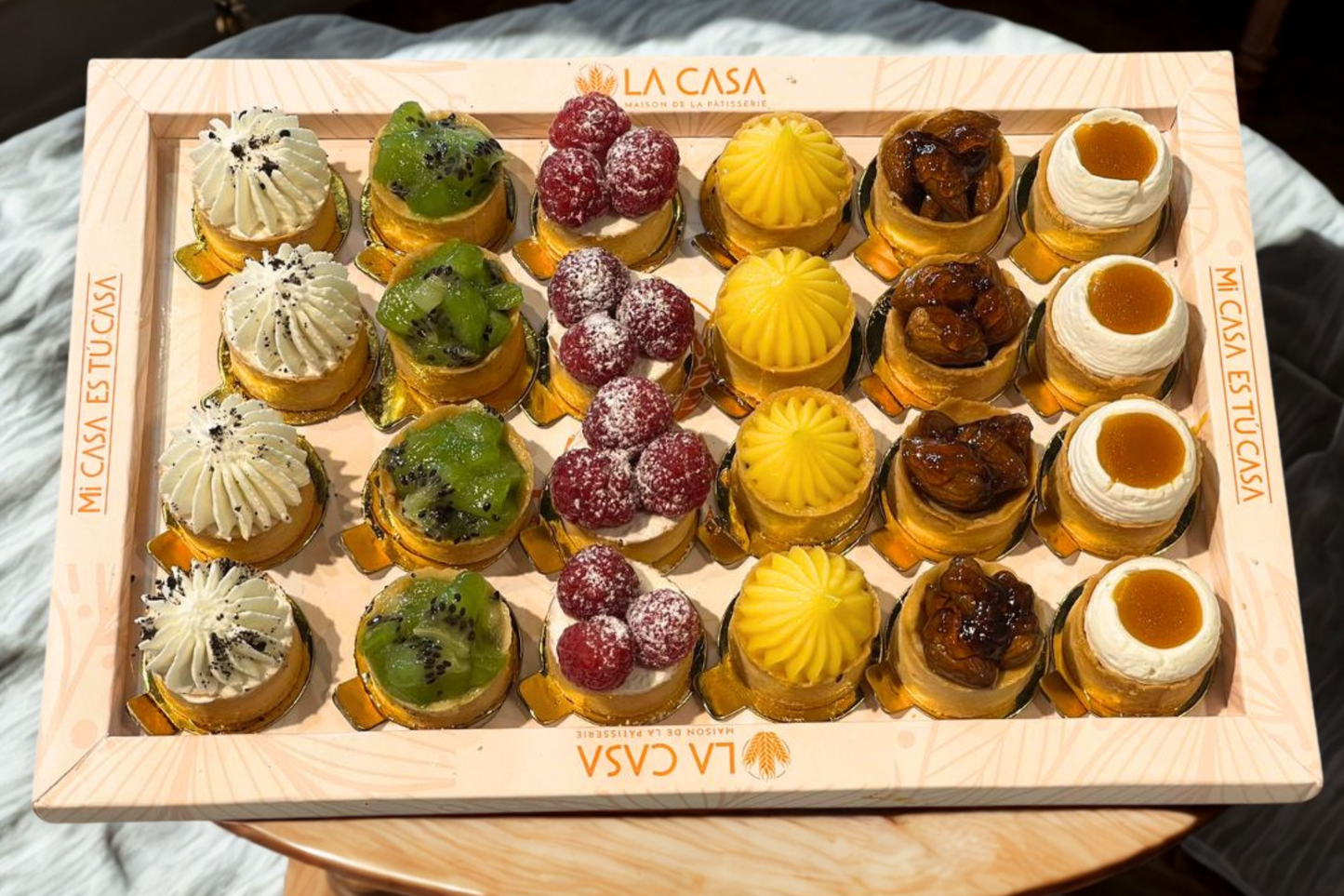 PLATEAU TARTELETTE VARIEE 24 Pcs